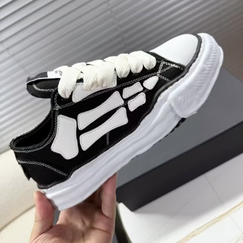 Sewing Cloth - Dissolved Shoes For Both Men And