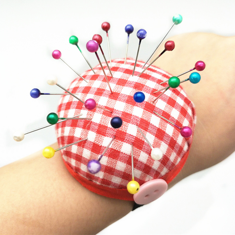 1pcs Strawberry Shaped Needle  - Sewing Pin Cushion 评论和价格