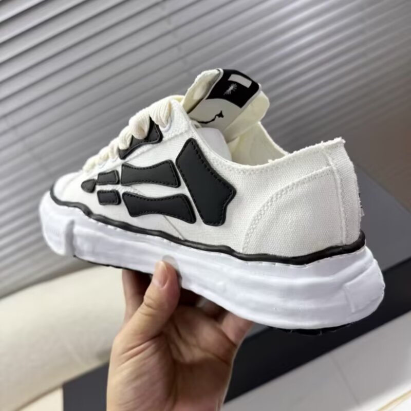 Dissolved Shoes For Both Men A - Sewing Cloth 评论和价格